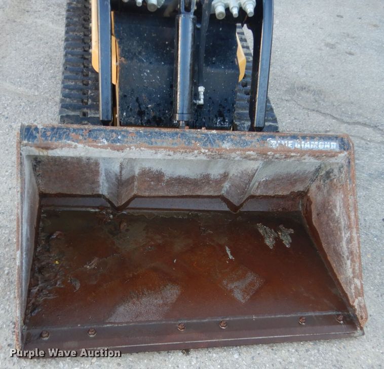 image for item FX9042 2017 Vermeer S800TX  compact utility loader