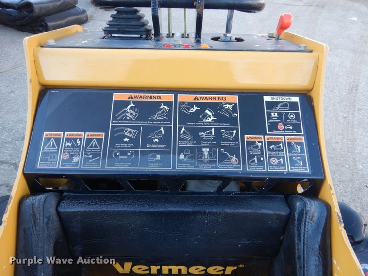 image for item FX9042 2017 Vermeer S800TX  compact utility loader
