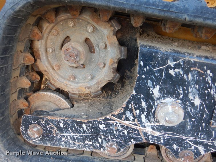 image for item FX9042 2017 Vermeer S800TX  compact utility loader