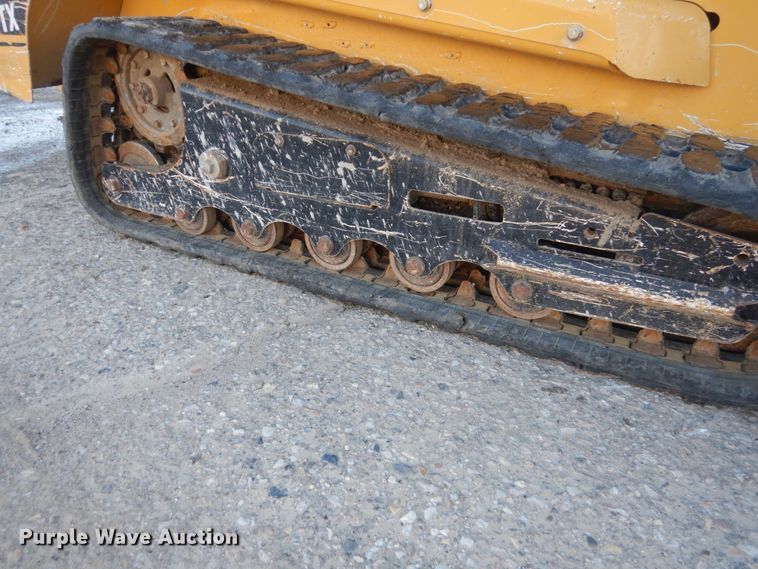 image for item FX9042 2017 Vermeer S800TX  compact utility loader