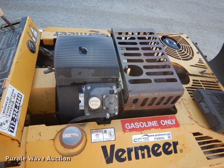 image for item FX9043 2002 Vermeer RT200 trencher