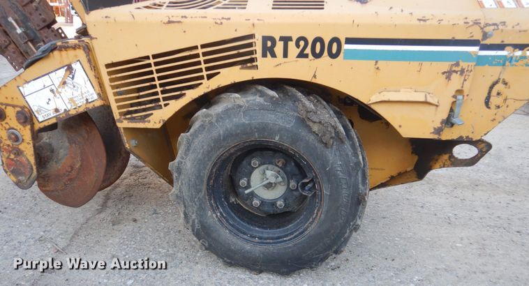 image for item FX9043 2002 Vermeer RT200 trencher