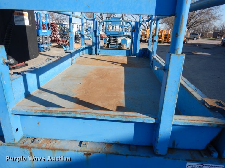 image for item FX9045 Genie GS-2646  scissor lift