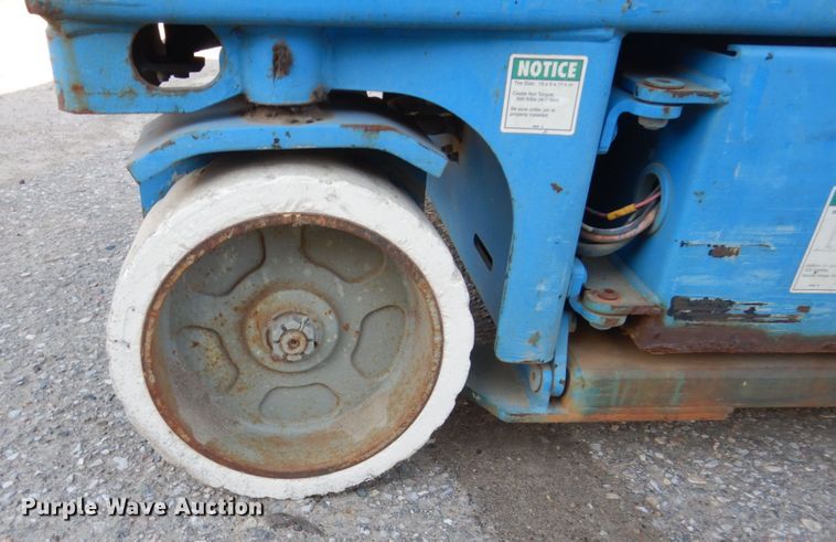 image for item FX9045 Genie GS-2646  scissor lift