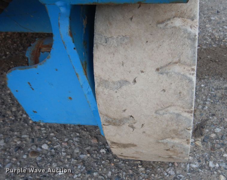 image for item FX9045 Genie GS-2646  scissor lift