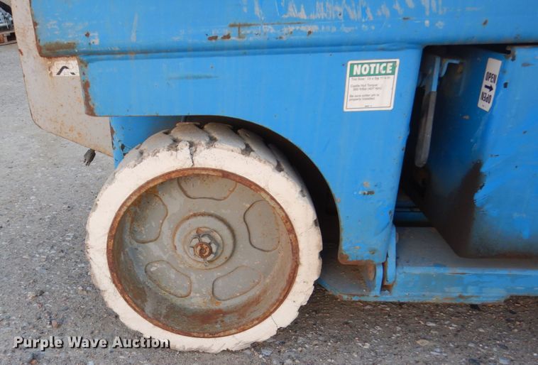 image for item FX9045 Genie GS-2646  scissor lift