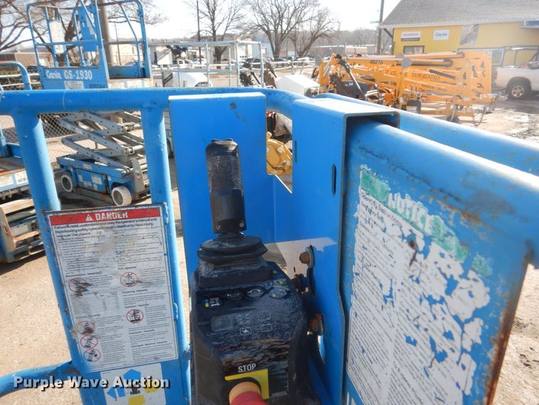 image for item FX9046 Genie GS-1930  scissor lift