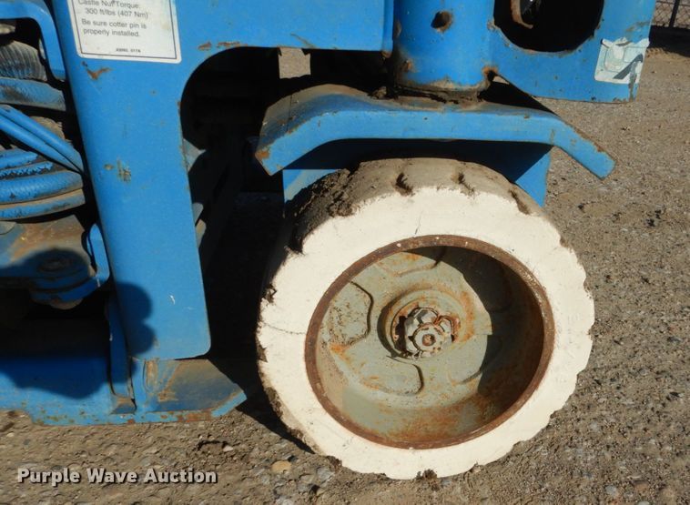 image for item FX9046 Genie GS-1930  scissor lift