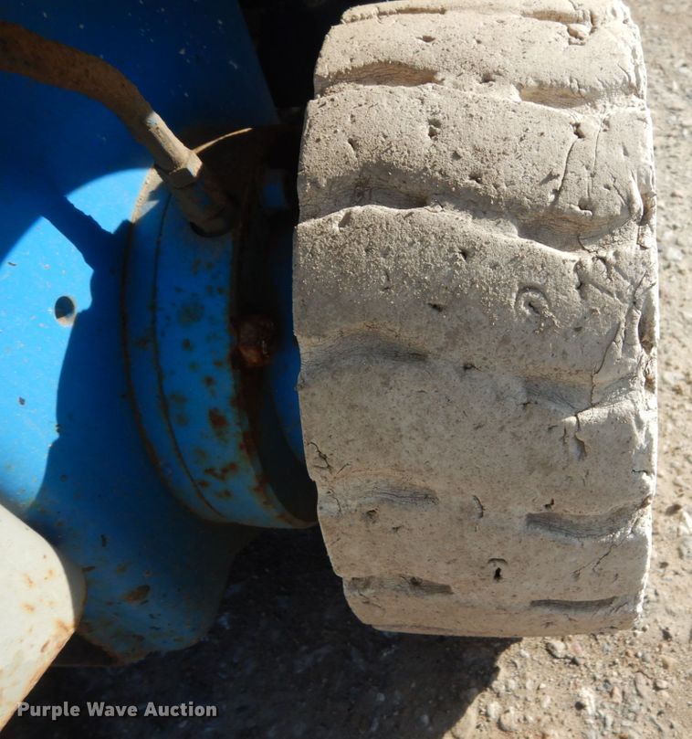 image for item FX9046 Genie GS-1930  scissor lift