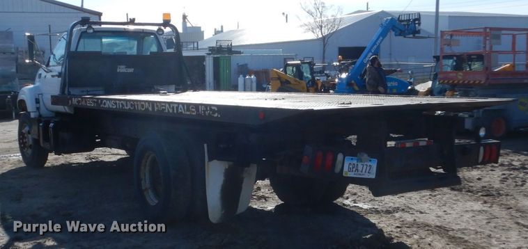 image for item FX9048 1999 GMC C7500 rollback truck