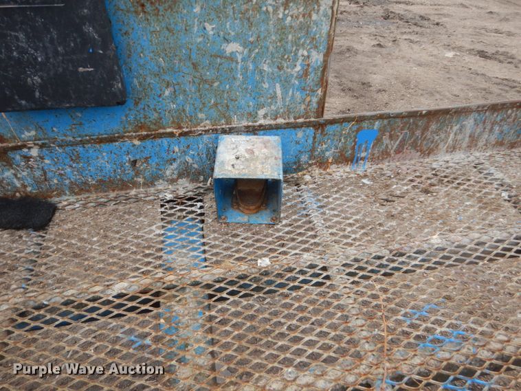 image for item FX9064 1999 Genie S60  boom lift