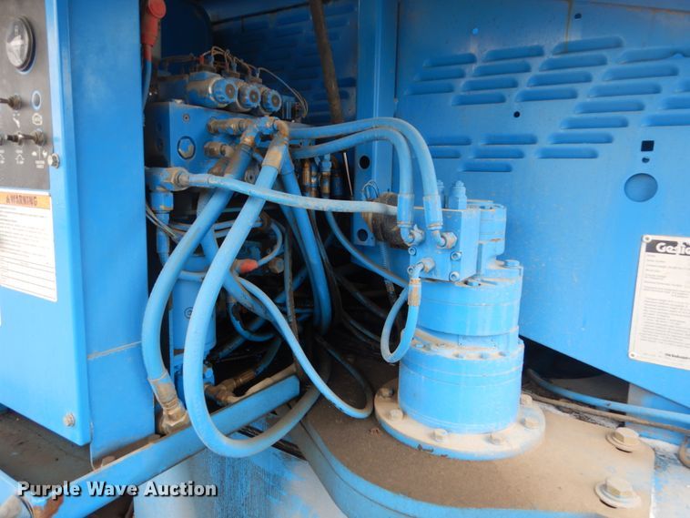 image for item FX9064 1999 Genie S60  boom lift