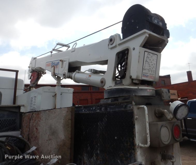 image for item FX9073 2003 Kenworth T300 service truck with crane