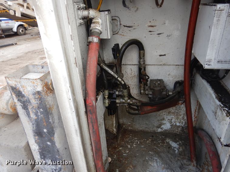 image for item FX9073 2003 Kenworth T300 service truck with crane