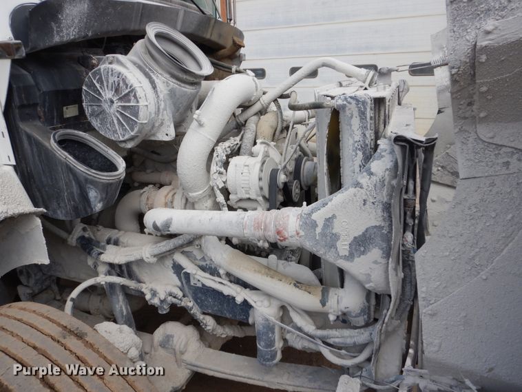 image for item FX9073 2003 Kenworth T300 service truck with crane