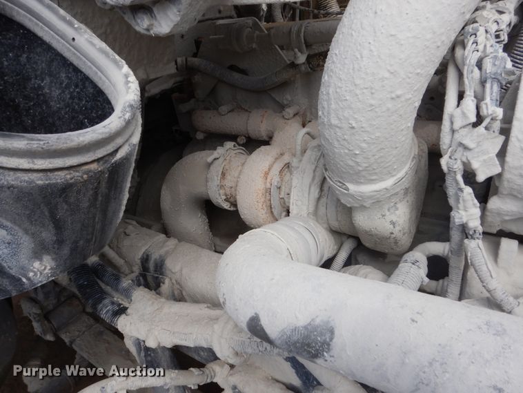 image for item FX9073 2003 Kenworth T300 service truck with crane