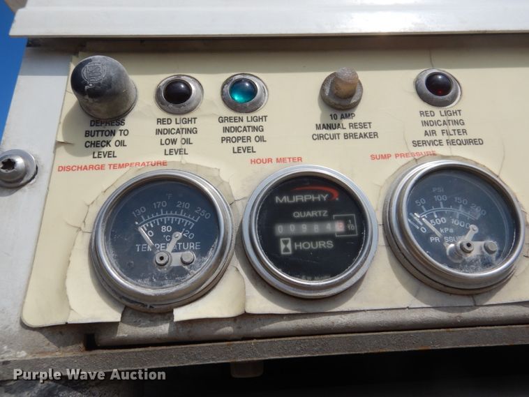 image for item FX9074 2011 Ford F750 Super Duty service truck with crane