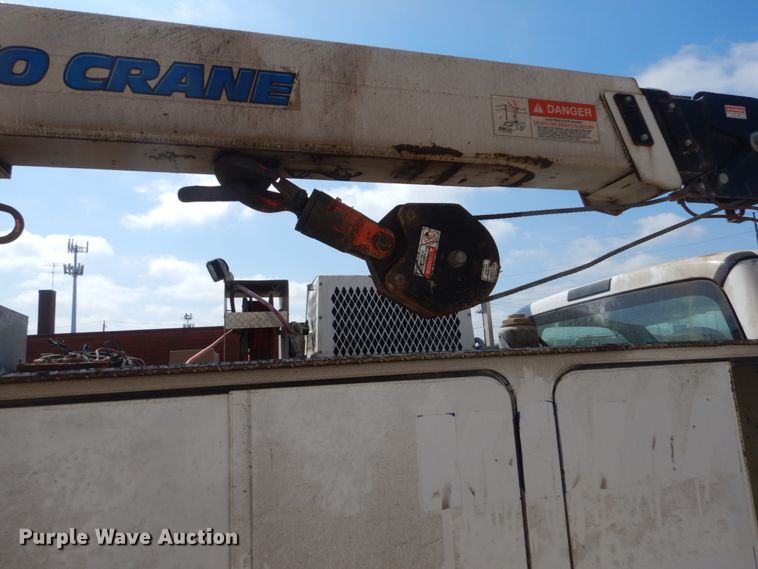 image for item FX9074 2011 Ford F750 Super Duty service truck with crane