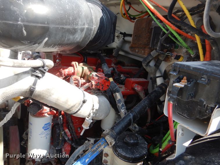 image for item FX9074 2011 Ford F750 Super Duty service truck with crane