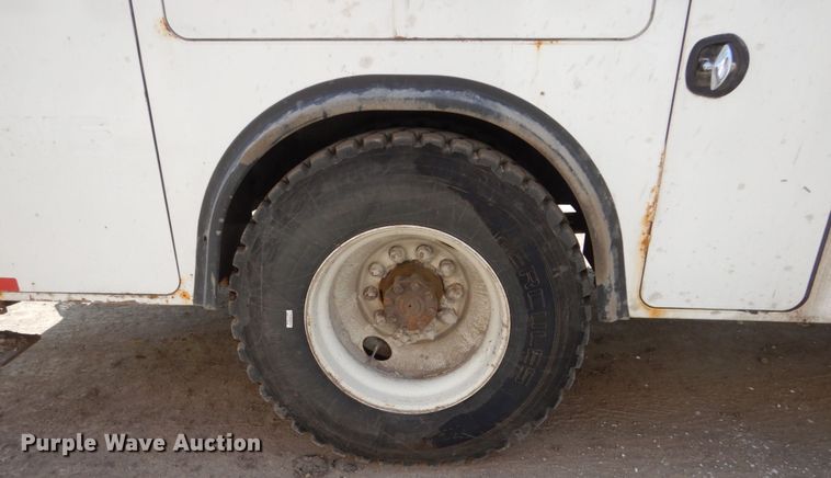 image for item FX9074 2011 Ford F750 Super Duty service truck with crane