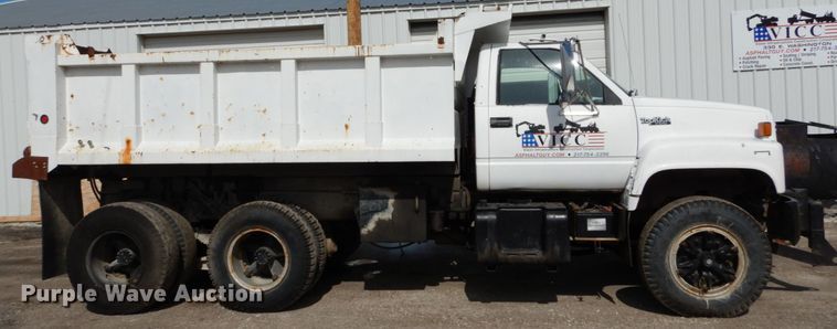 image for item GB9829 1991 GMC TopKick dump truck