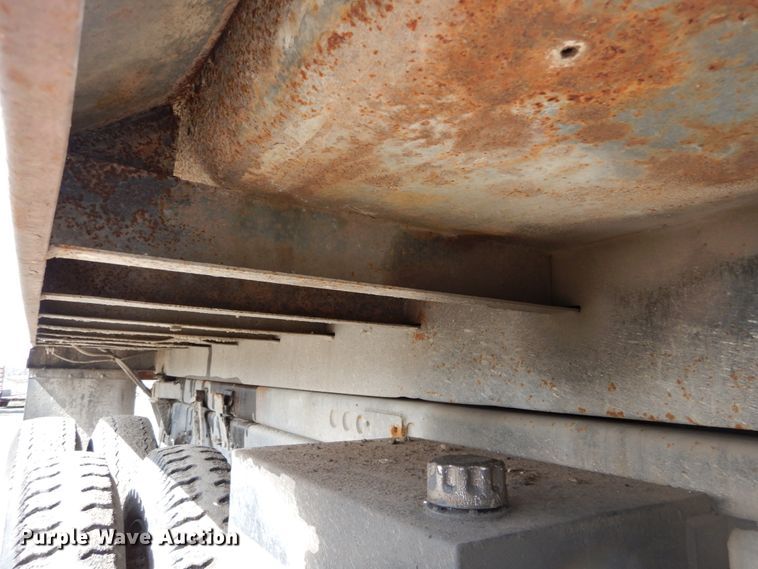 image for item GB9829 1991 GMC TopKick dump truck