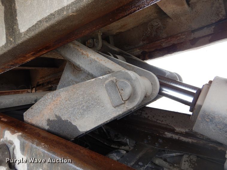 image for item GB9829 1991 GMC TopKick dump truck