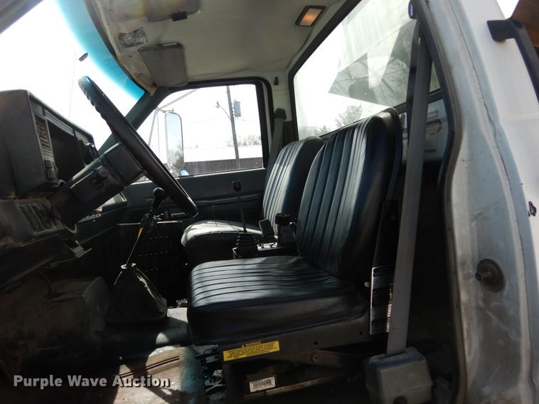 image for item GB9829 1991 GMC TopKick dump truck