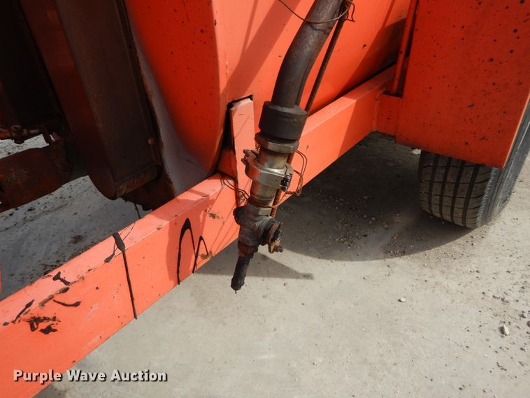 image for item GB9831 1996 Aeroil Kera 130 crack sealer