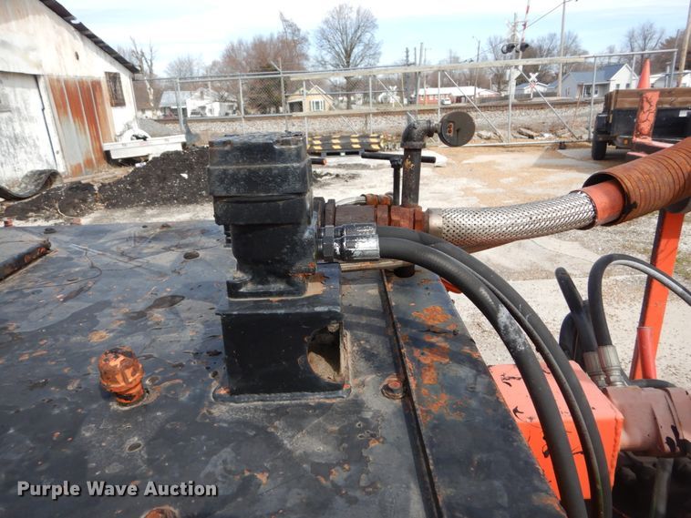 image for item GB9831 1996 Aeroil Kera 130 crack sealer