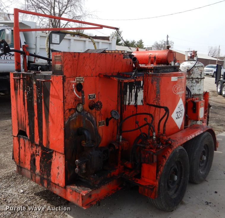 image for item GB9832 1995 Crafco EZ Pour 200 melter/applicator