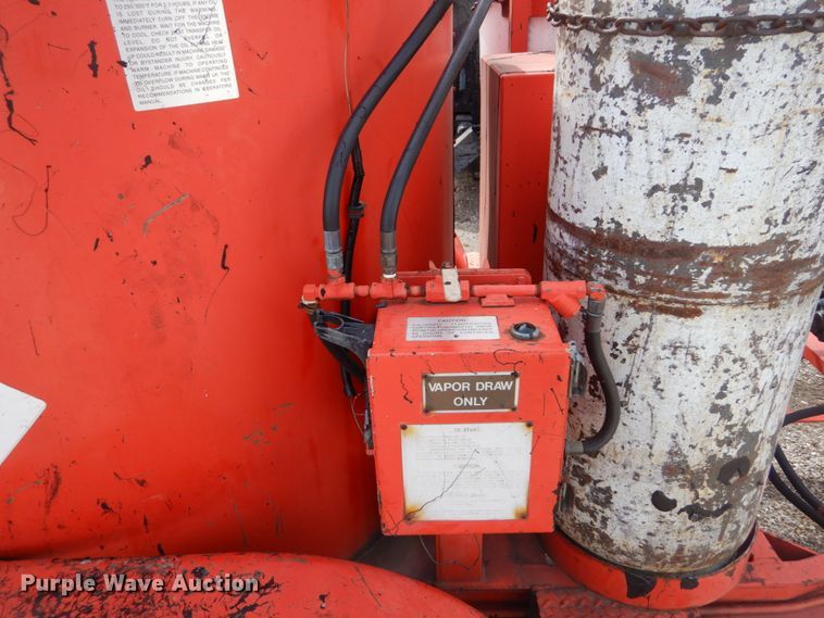 image for item GB9832 1995 Crafco EZ Pour 200 melter/applicator