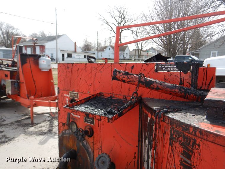 image for item GB9832 1995 Crafco EZ Pour 200 melter/applicator