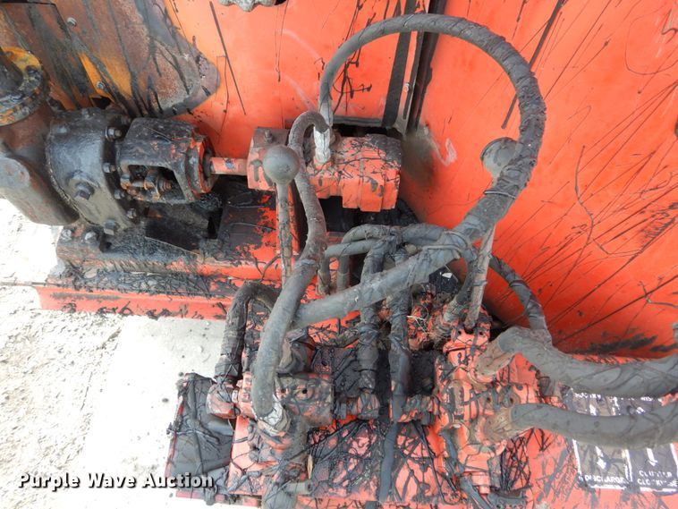 image for item GB9832 1995 Crafco EZ Pour 200 melter/applicator