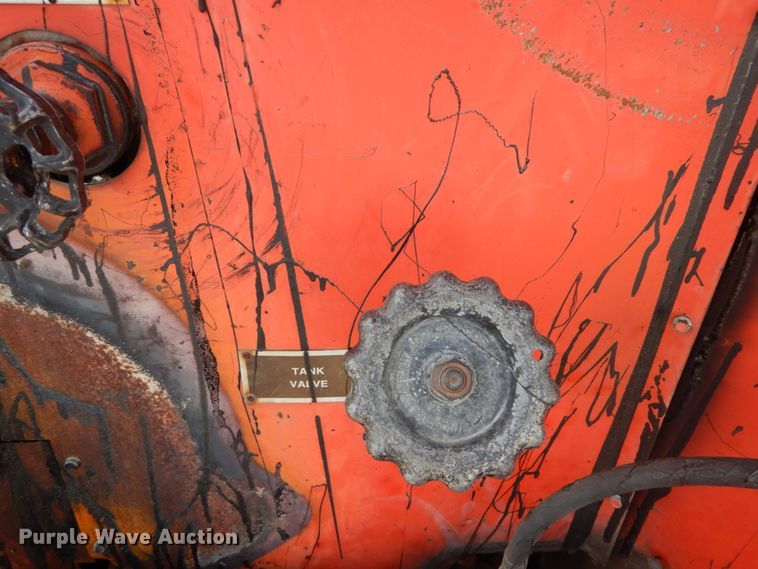 image for item GB9832 1995 Crafco EZ Pour 200 melter/applicator