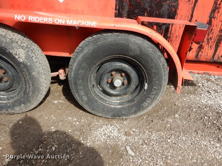 image for item GB9832 1995 Crafco EZ Pour 200 melter/applicator