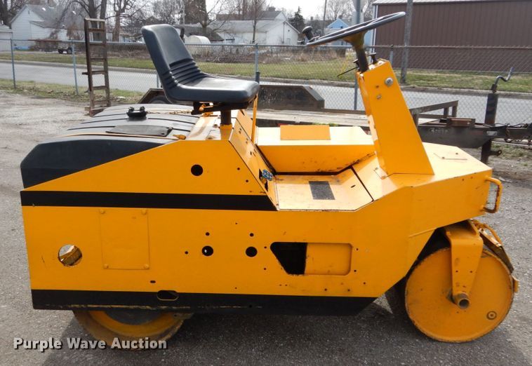 image for item GB9834 Rosco Vibrastatic III double drum roller