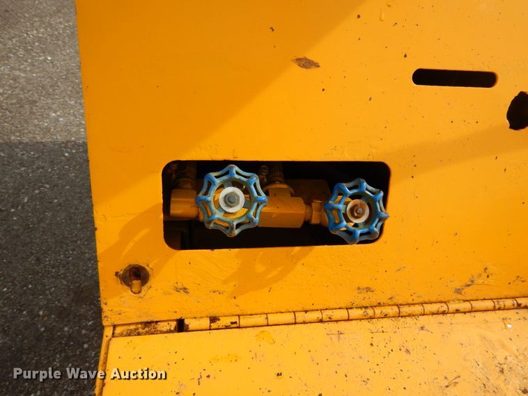 image for item GB9834 Rosco Vibrastatic III double drum roller