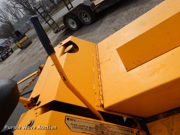 image for item GB9834 Rosco Vibrastatic III double drum roller