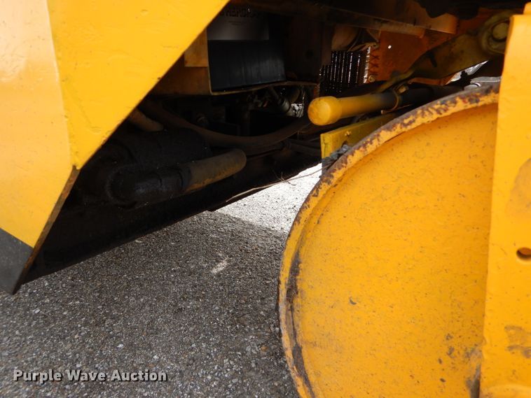 image for item GB9834 Rosco Vibrastatic III double drum roller