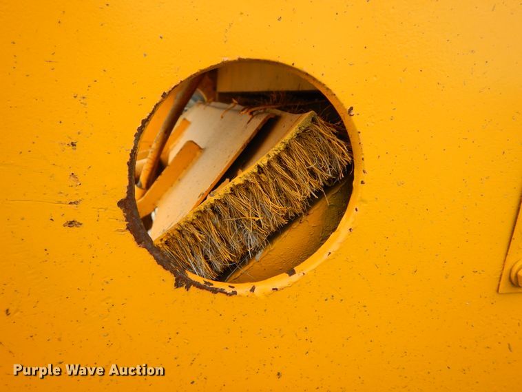 image for item GB9834 Rosco Vibrastatic III double drum roller