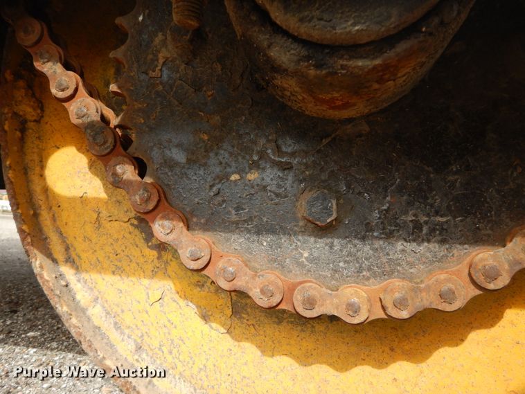 image for item GB9834 Rosco Vibrastatic III double drum roller