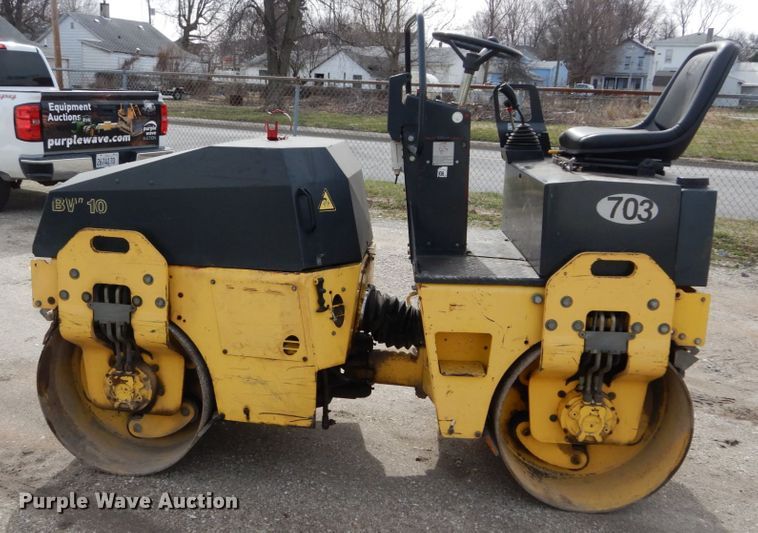 image for item GB9835 2004 Bomag BW100AD-3 double drum roller