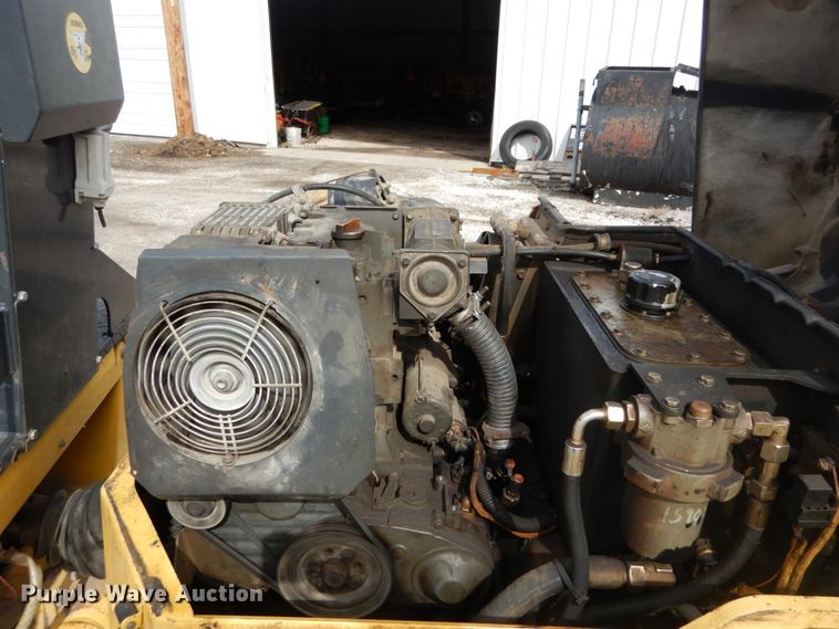 image for item GB9835 2004 Bomag BW100AD-3 double drum roller