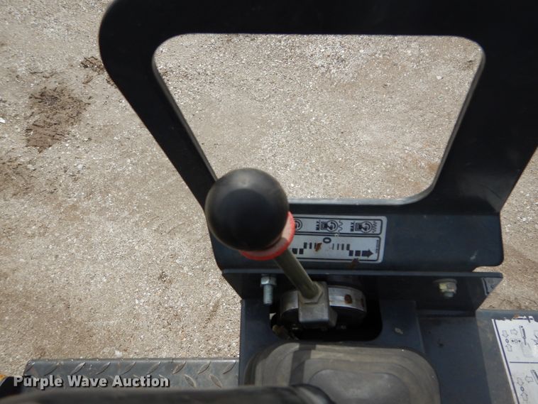 image for item GB9835 2004 Bomag BW100AD-3 double drum roller