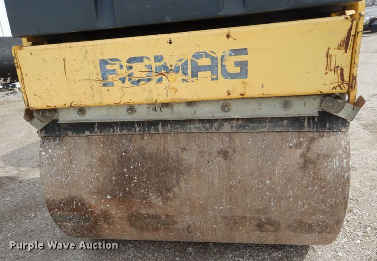 image for item GB9835 2004 Bomag BW100AD-3 double drum roller