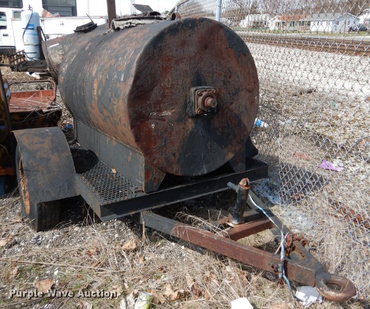 image for item GB9836 (2) asphalt tank trailers