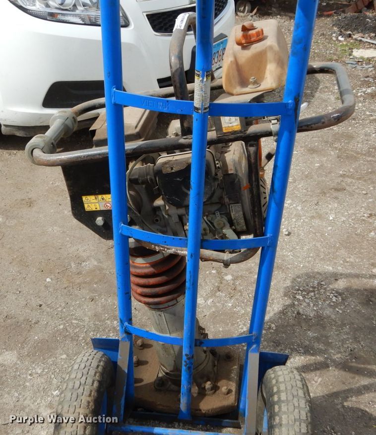 image for item GB9838 Mikasa MT-54F plate compactor