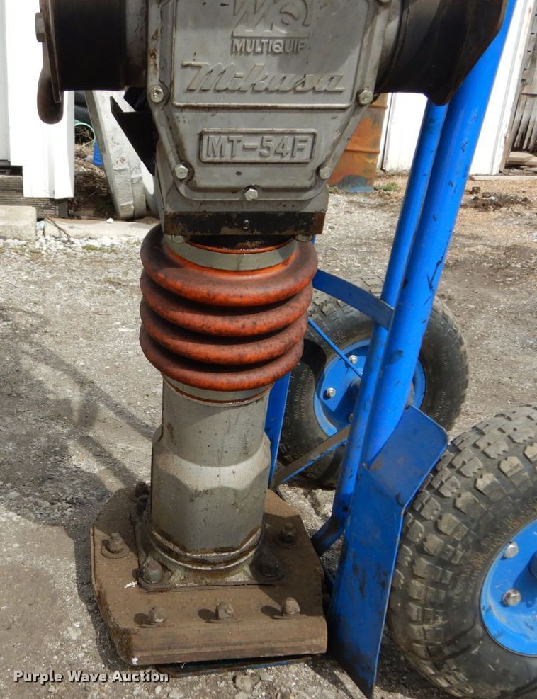 image for item GB9838 Mikasa MT-54F plate compactor