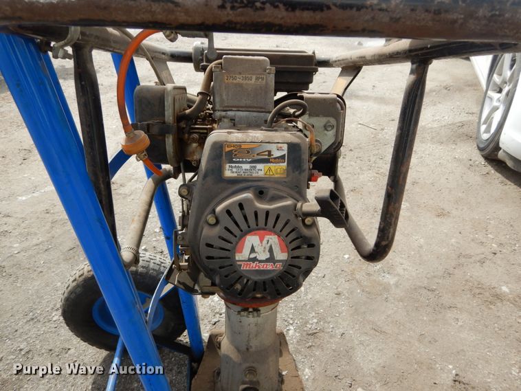 image for item GB9838 Mikasa MT-54F plate compactor